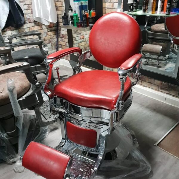 Classic Rojo - Sillón de Barbero – Image 3